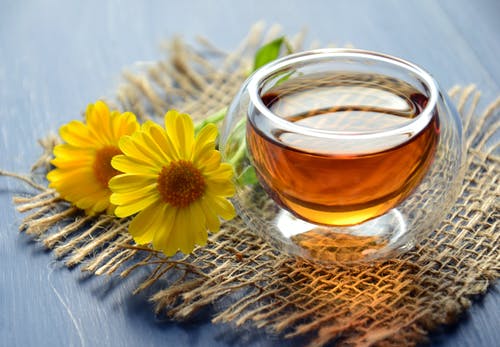 Rodzaje herbat – za co je kochamy?